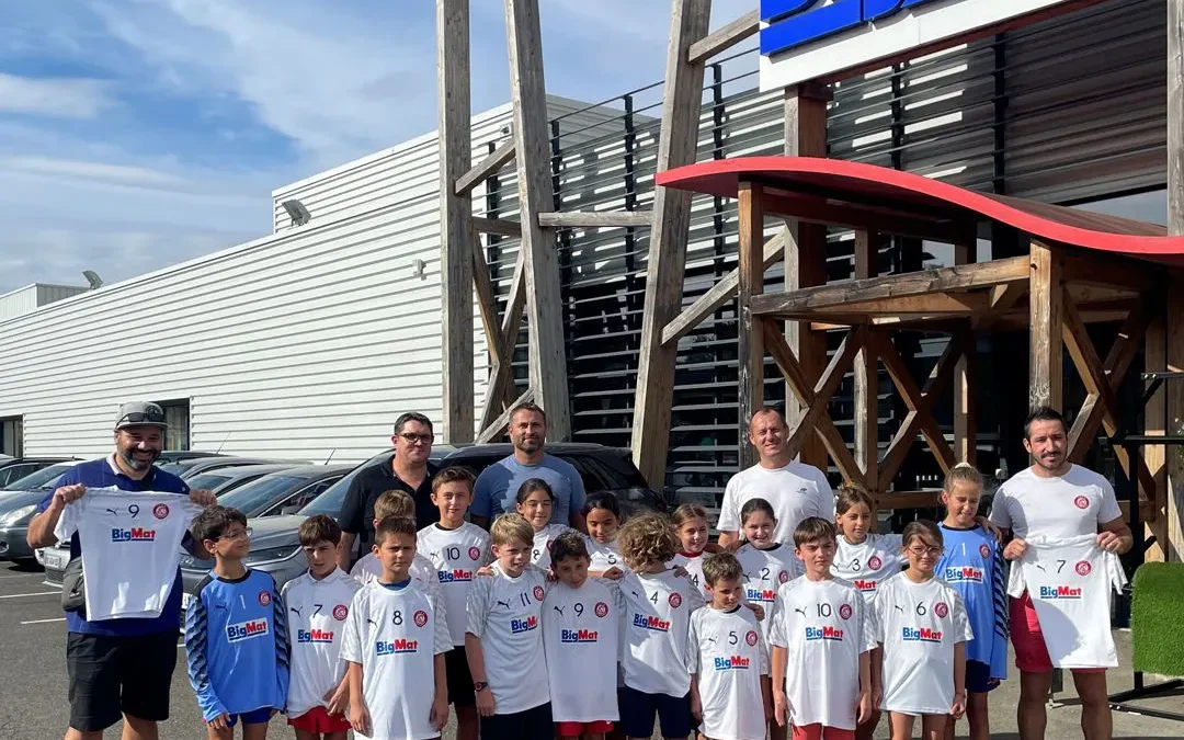 BigMat Camozzi accompagne les jeunes talents du handball auscitain
