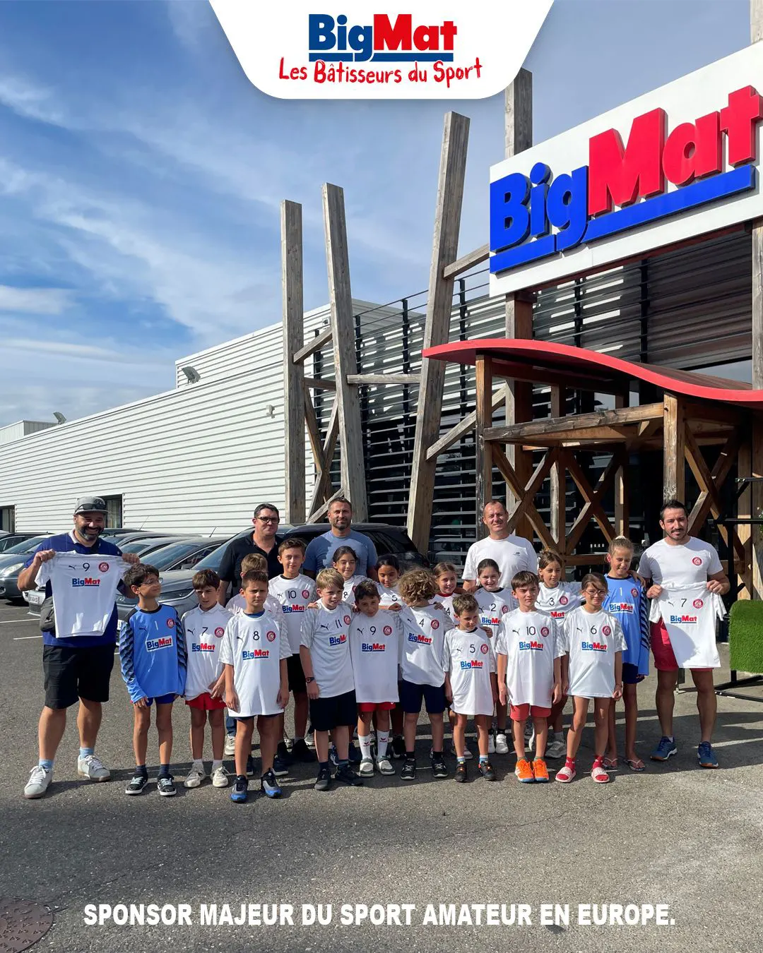 BigMat Camozzi accompagne les jeunes talents du handball auscitain